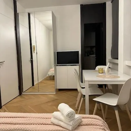 Gem Mini Moderna
