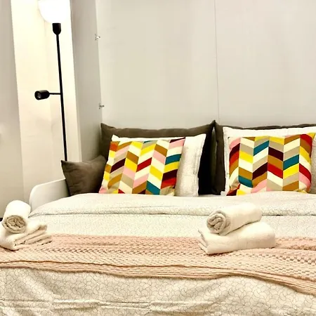 Apartment Gem Mini Moderna *