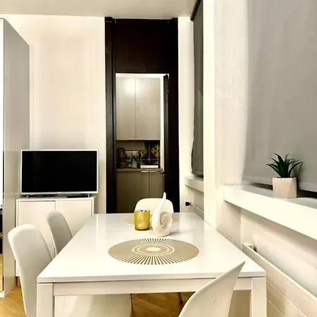 Gem Mini Moderna *