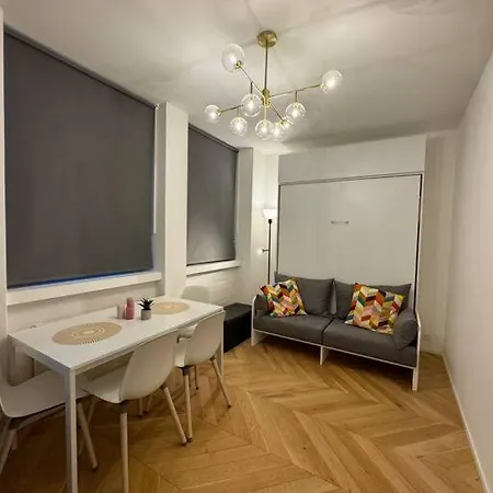 Gem Mini Moderna Apartmán *